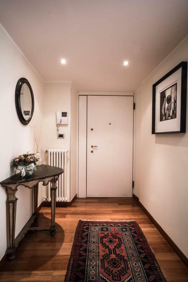 La Casa Del Fotografo Apartment เวโรนา ภายนอก รูปภาพ
